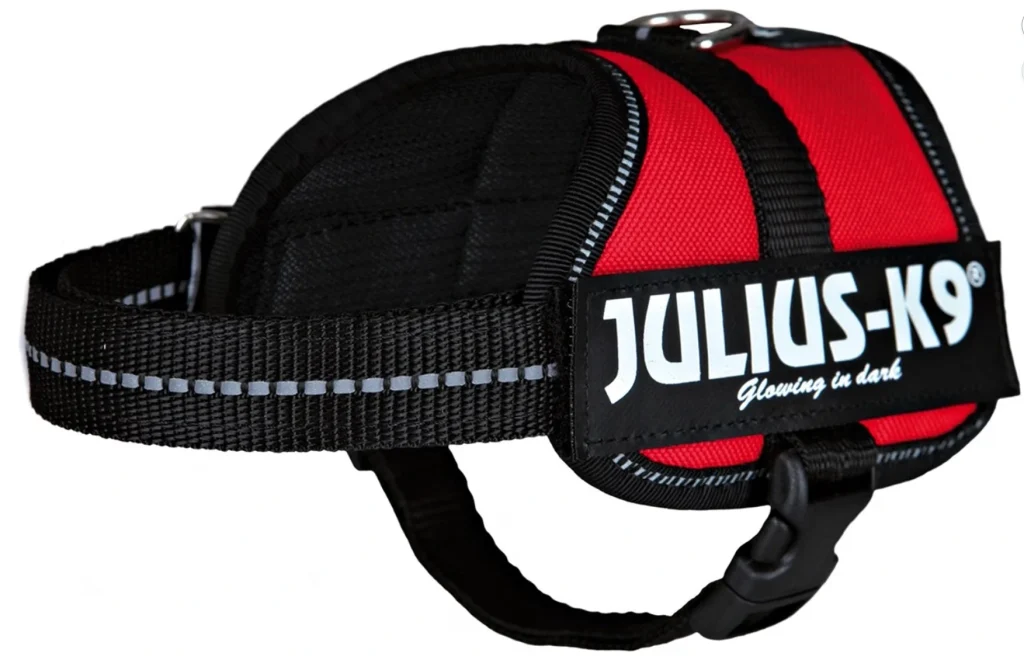 Julius-K9 IDC Powerharness red and black heavy-duty no-pull dog harness with reflective chest strap.   