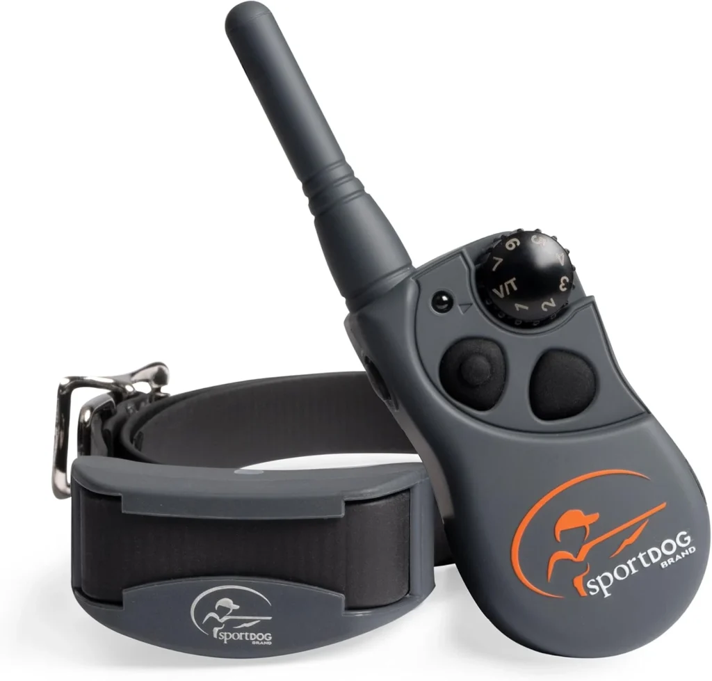 SportDOG FieldTrainer 425XS handheld transmitter and dark gray collar receiver, top choice as the best training collar for stubborn dogs.